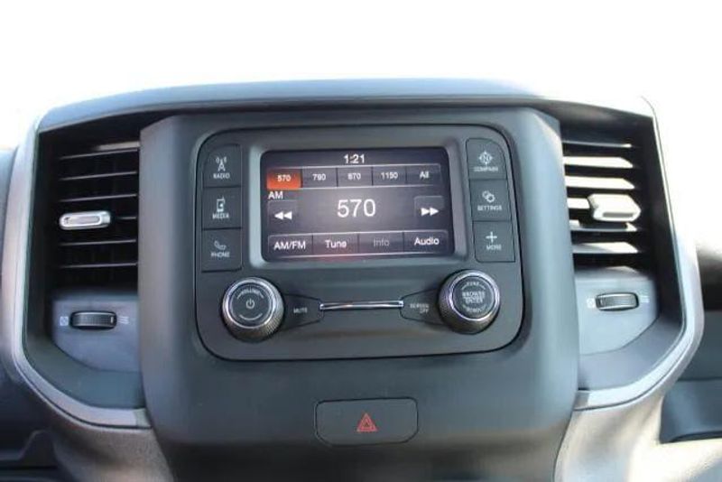 2024 RAM 2500 Tradesman Regular Cab Harbor BodyImage 21