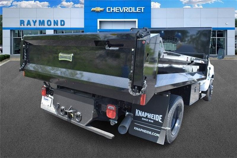 2024 Chevrolet Silverado 5500HD Work TruckImage 3