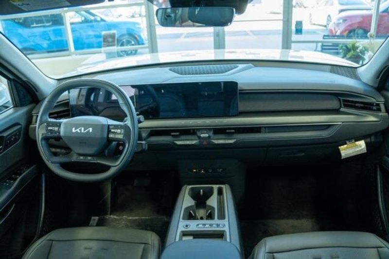 New 2026 Kia EV9 WindImage 16