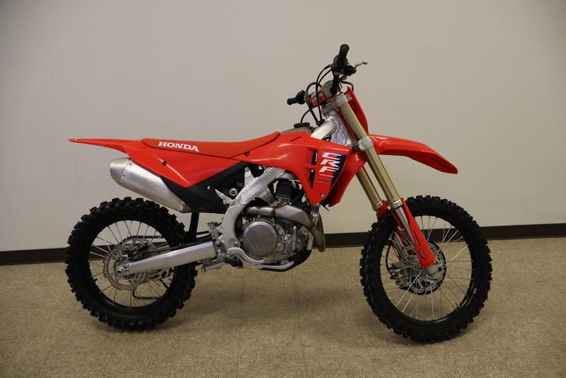 2025 Honda CRF450R RED Image 1