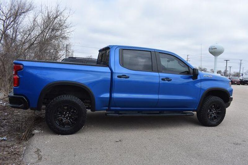 Used 2023 Chevrolet Silverado 1500 ZR2Image 3
