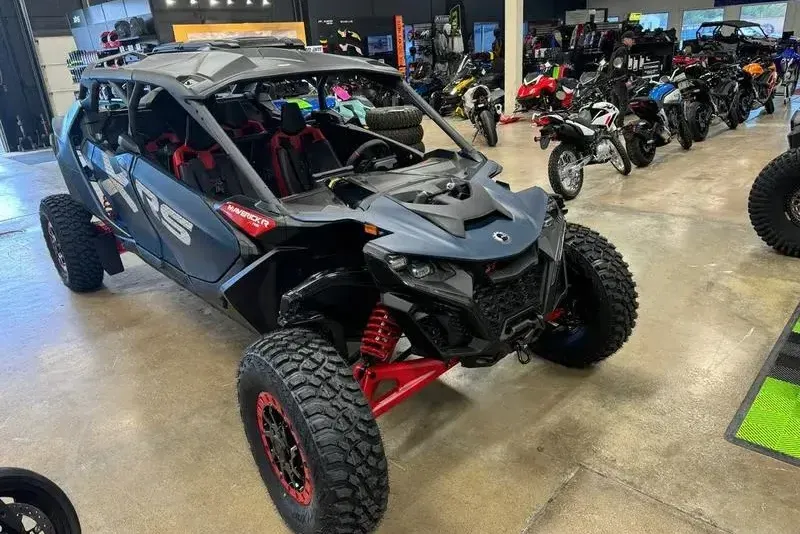 2025 CAN-AM MAVERICK R MAX X RS 999T DCT DUSTY NAVY AND LEGION RED 