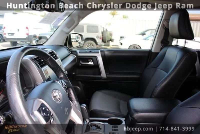2023 Toyota 4Runner SR5 PremiumImage 38
