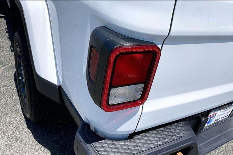 New 2026 Jeep Gladiator 85th Anniversary Edition 4x4Image 12