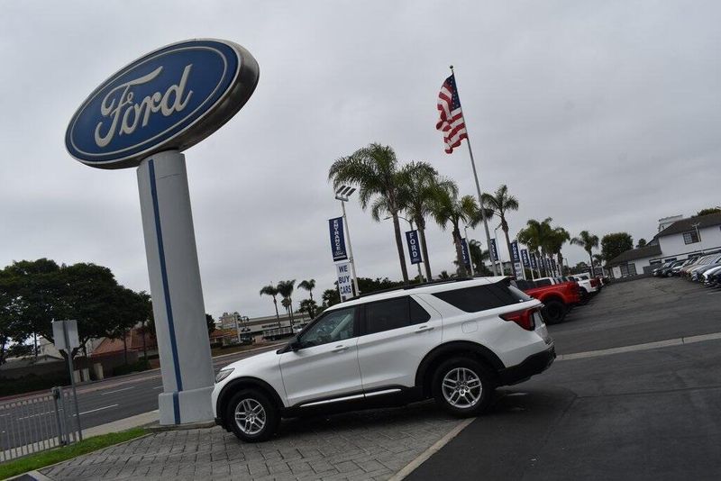 New 2025 Ford Explorer ActiveImage 21