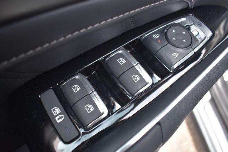 New 2026 Kia Sorento SXImage 24