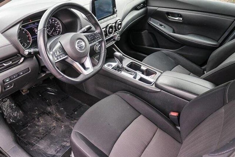 2021 Nissan Sentra SVImage 19
