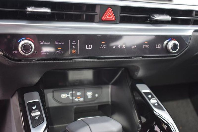 New 2026 Kia Sorento SXImage 33