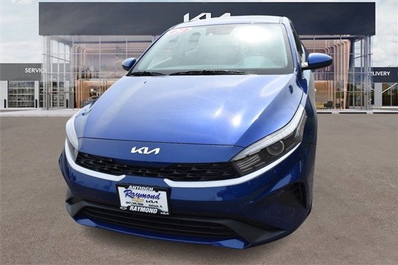 2024 Kia Forte LXSImage 8