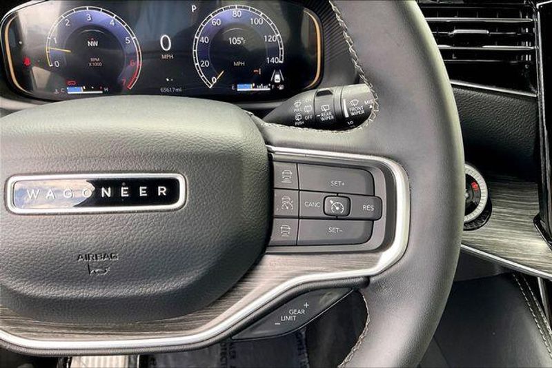 2024 Jeep Wagoneer Series IIIImage 19