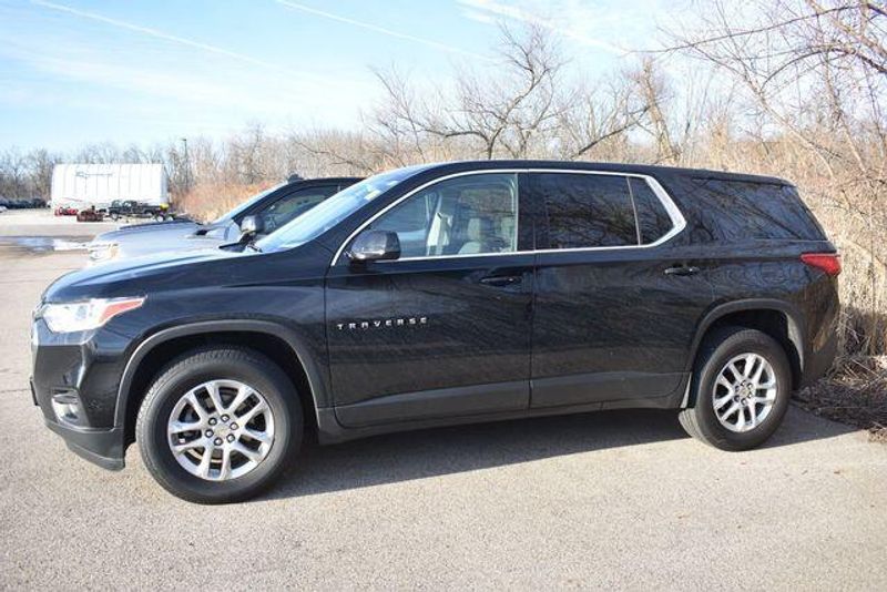 Used 2020 Chevrolet Traverse LSImage 5