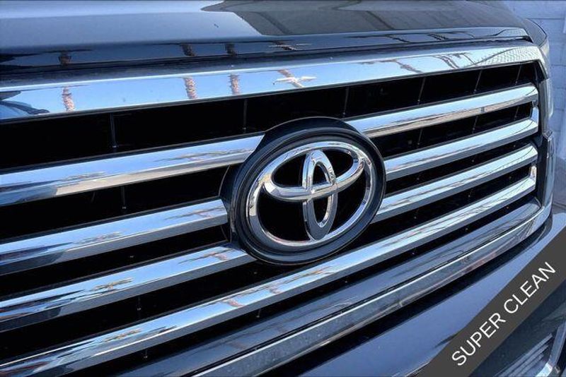 Used 2019 Toyota Sequoia PlatinumImage 30
