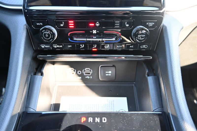 2025 Jeep Grand Cherokee L Altitude XImage 28