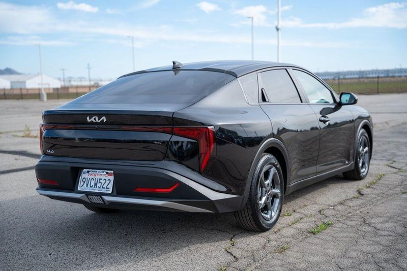 Used 2025 Kia K4 LXSImage 7