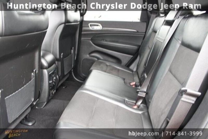 2021 Jeep Grand Cherokee Laredo XImage 38