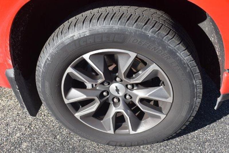 Used 2019 Chevrolet Silverado 1500 RSTImage 11