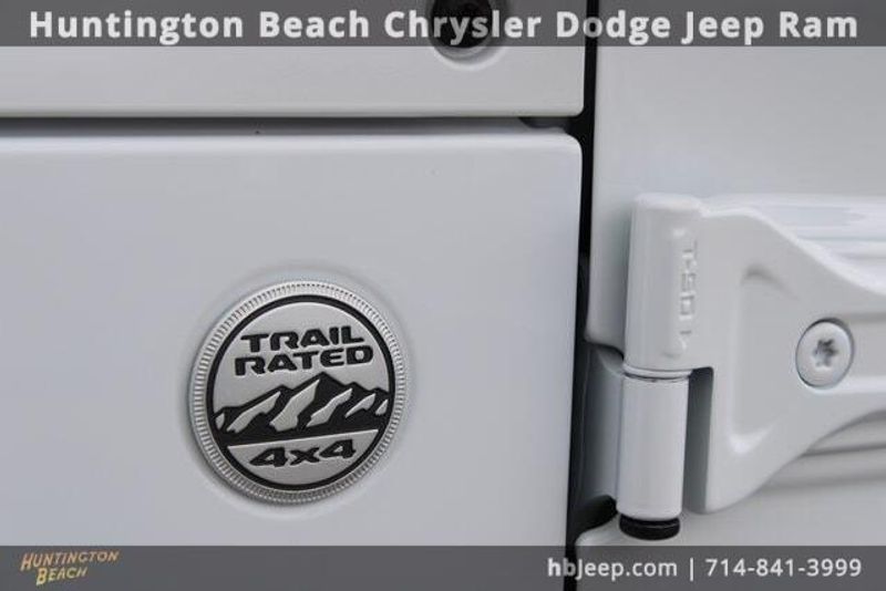 2022 Jeep Wrangler Unlimited SaharaImage 7