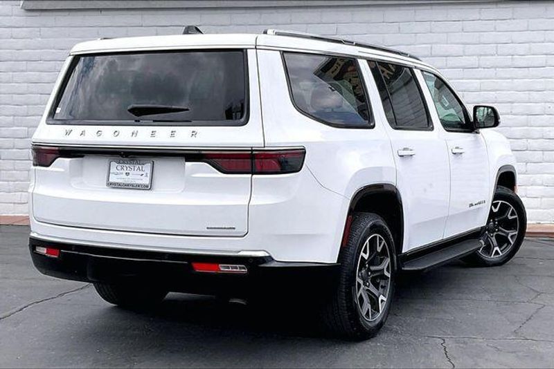 2024 Jeep Wagoneer Series IIIImage 13