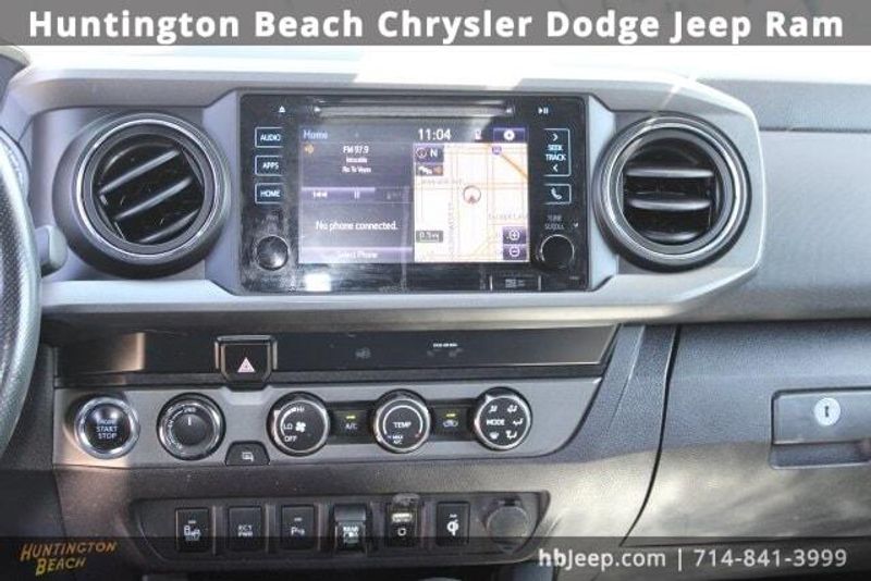 2019 Toyota Tacoma TRD Off-RoadImage 13