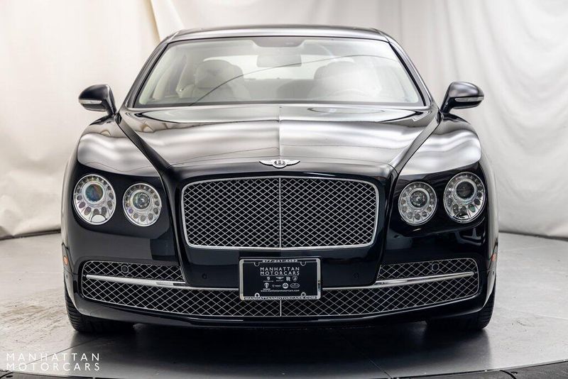 2014 Bentley Flying Spur BaseImage 11