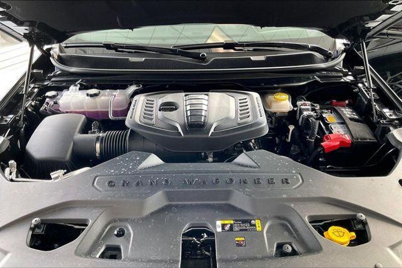 2026 Jeep Grand Wagoneer L Limited Reserve 4x4Image 7