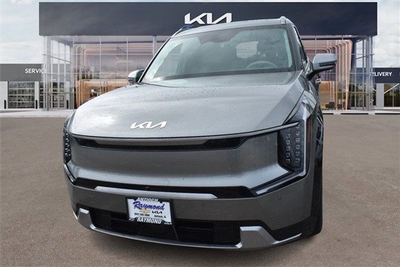 2024 Kia EV9 LandImage 8