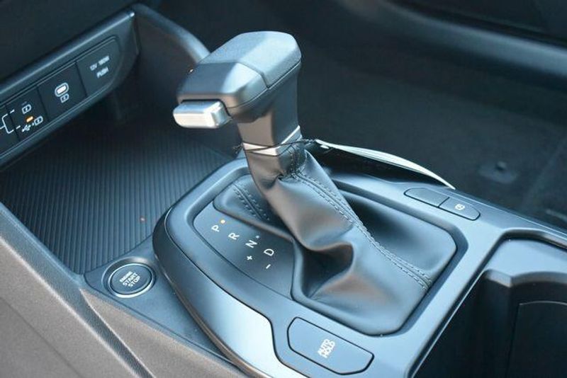 New 2026 Kia K4 LXSImage 21