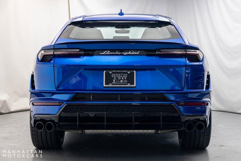 2023 Lamborghini Urus SImage 4