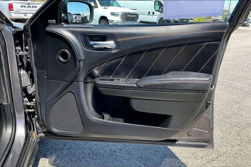 Used 2023 Dodge Charger GTImage 23