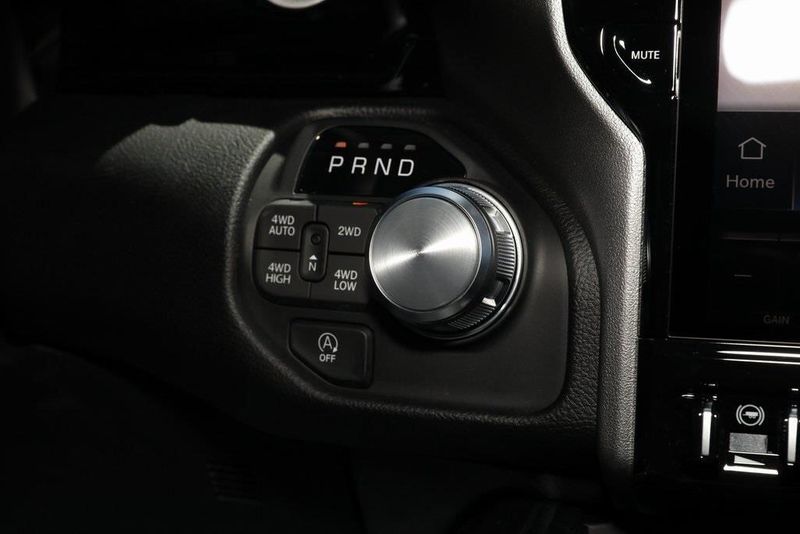 2025 RAM 1500 Laramie Crew Cab 4x4 5