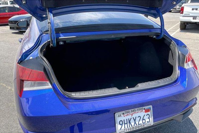 Used 2023 Hyundai Elantra SELImage 34