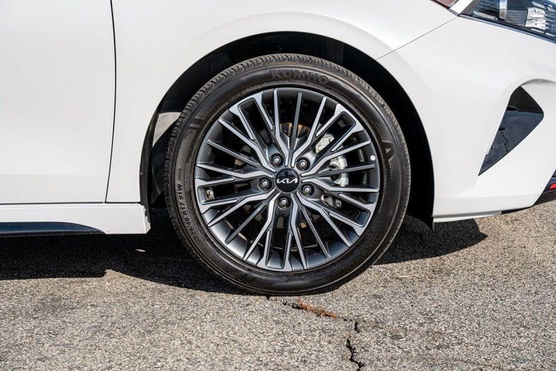 Used 2024 Kia Forte GT-LineImage 9