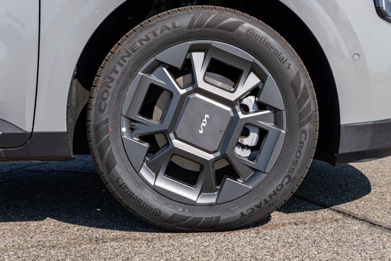 New 2026 Kia Carnival Hybrid EXImage 9