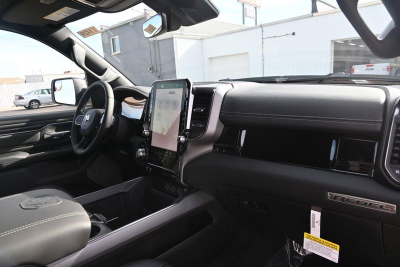 2025 RAM 1500 RebelImage 16