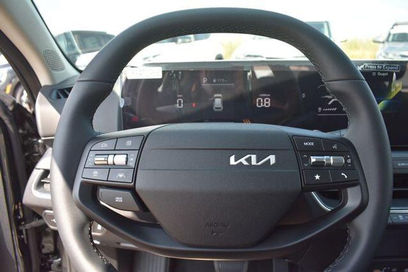 New 2026 Kia K4 EXImage 25