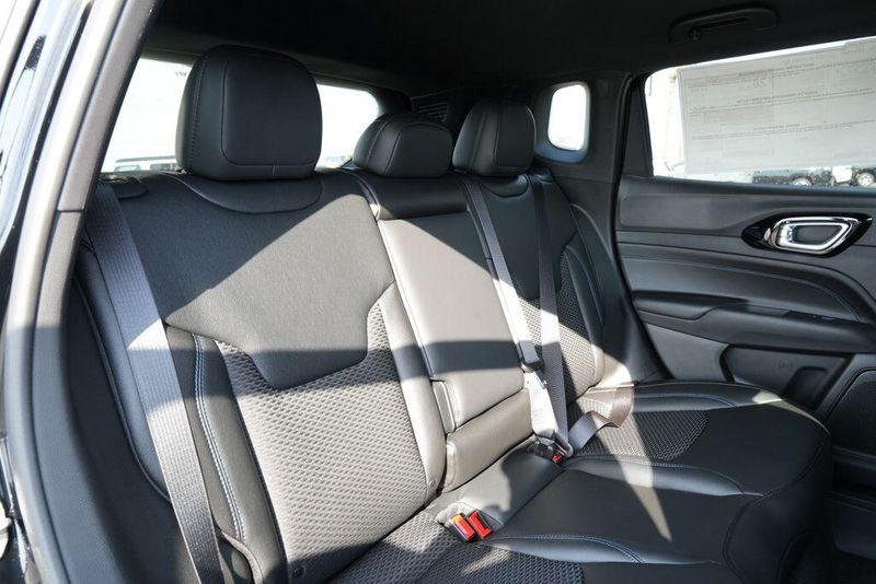 New 2026 Jeep Compass LatitudeImage 18