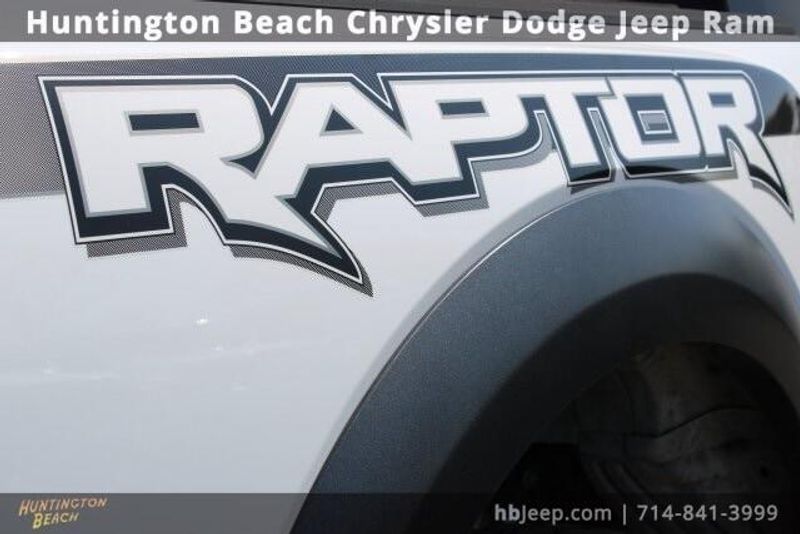 2018 Ford F-150 RaptorImage 9