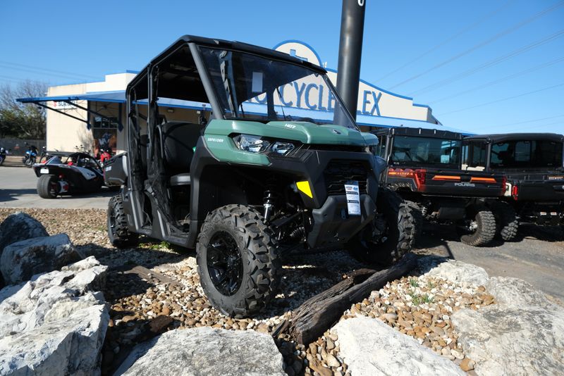 2025 CAN-AM DEFENDER MAX DPS HD7 COMPASS GREEN 