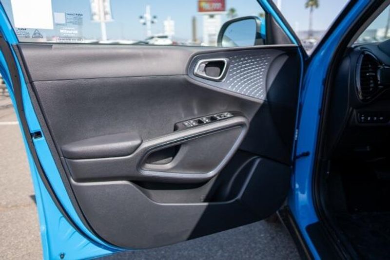New 2025 Kia Soul EXImage 14