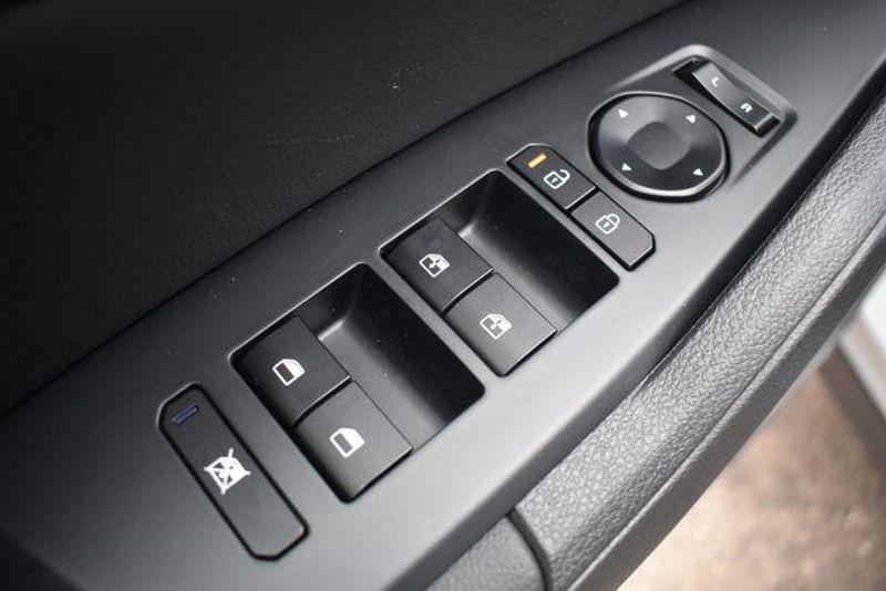 New 2026 Kia Sportage X-LineImage 20