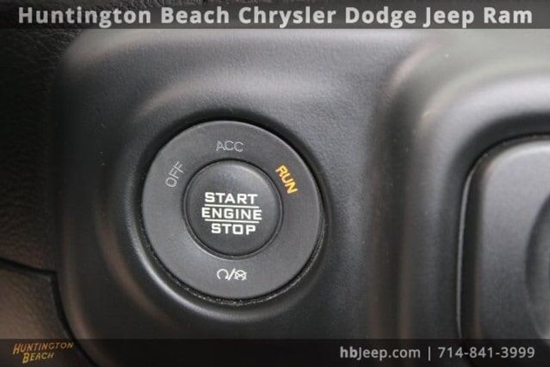 2021 Jeep Wrangler Unlimited WillysImage 21