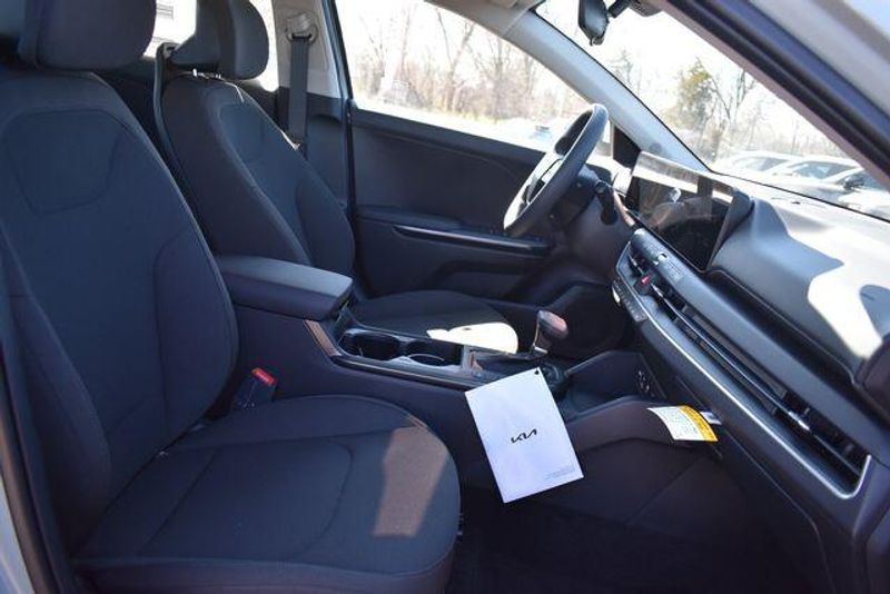 New 2026 Kia K4 LXSImage 13