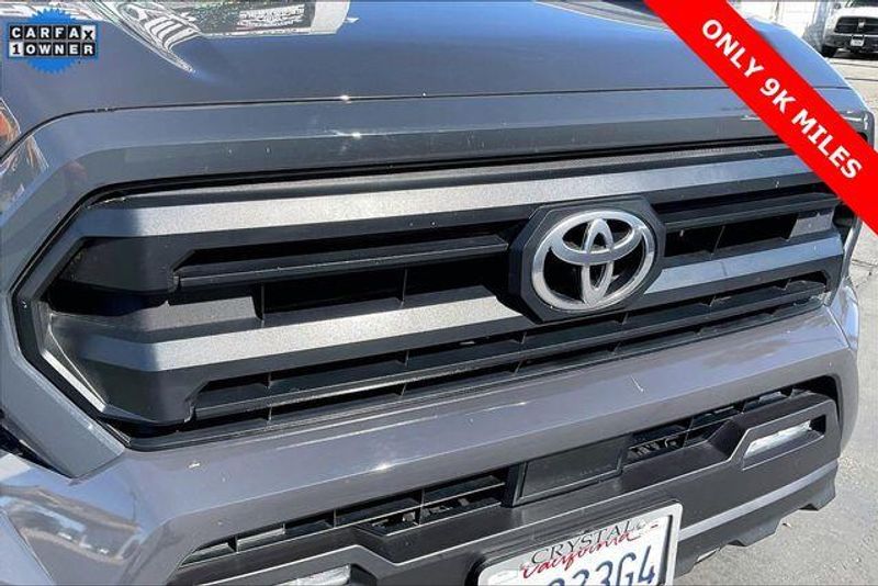 Used 2025 Toyota Tacoma SR5Image 30