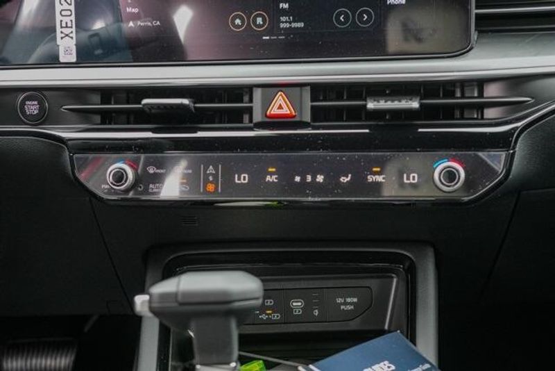 2025 Kia K5 GTImage 14