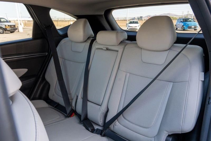 Used 2024 Hyundai Tucson Hybrid LimitedImage 14