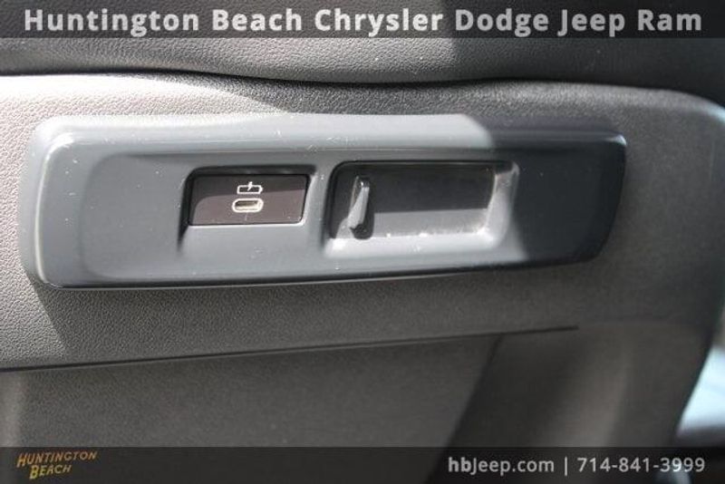 2020 BMW X7 xDrive40iImage 41