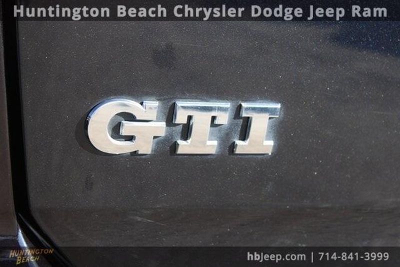 2017 Volkswagen Golf GTI SImage 6