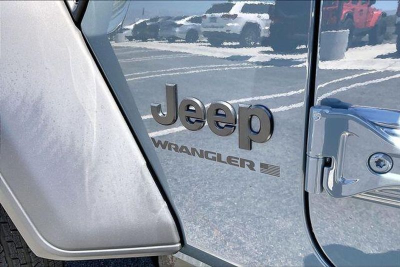 New 2026 Jeep Wrangler 4-door Sport SImage 13