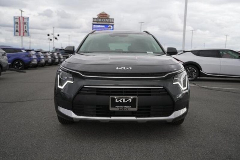 New 2026 Kia Niro EXImage 2