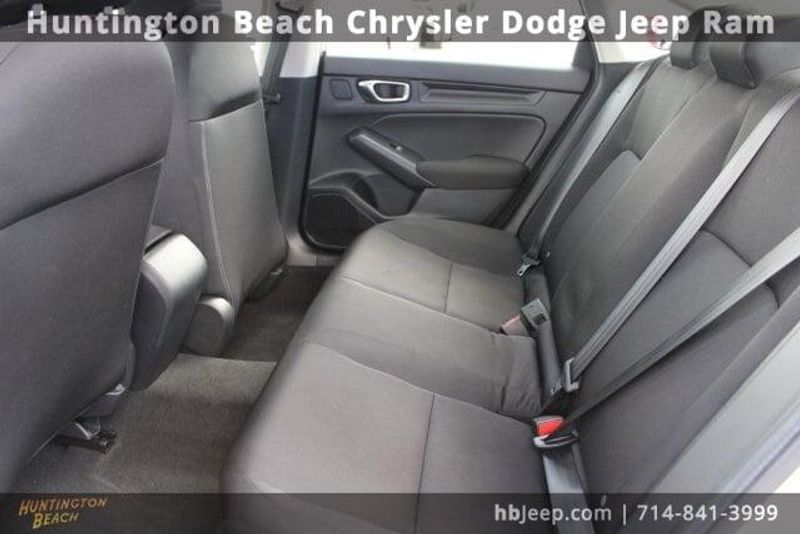 2025 Honda Civic LXImage 31